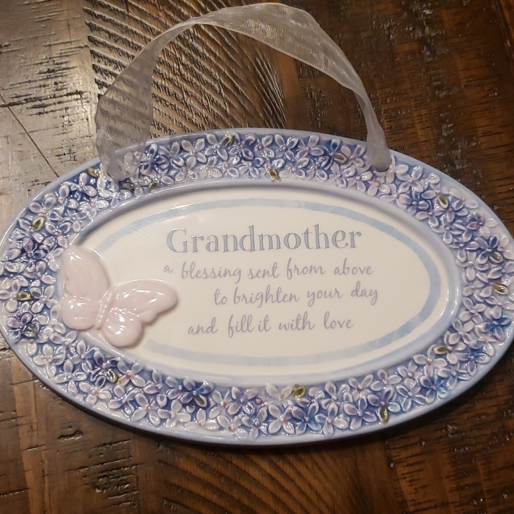 Harmony Grandmother ceramic hanging plate